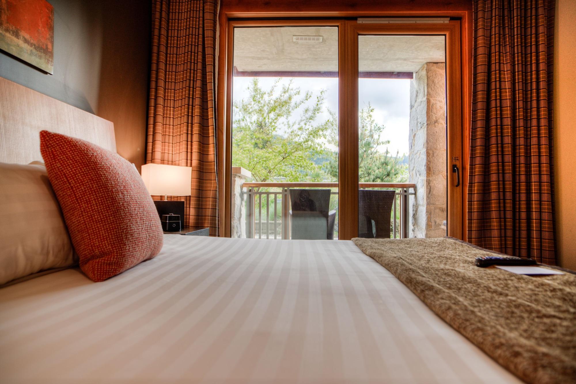 Nita Lake Lodge Уислър Екстериор снимка